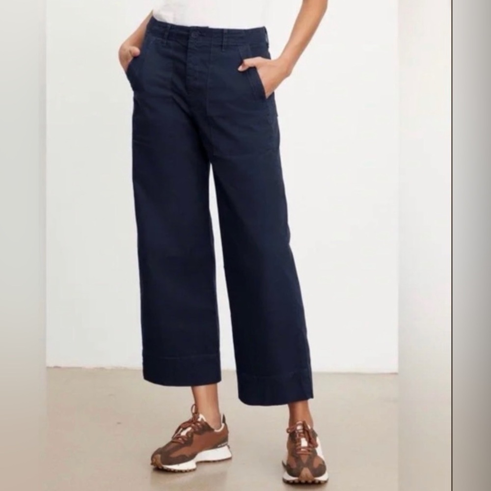 VELVET BY GRAHAM‎ SPENCER Velvet by Graham & Spencer Navy Wide Leg Pants SIZE 31